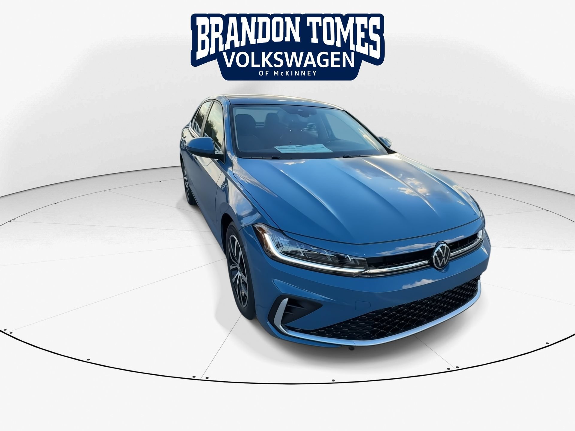 New 2027 Volkswagen Jetta SE FWD image 2