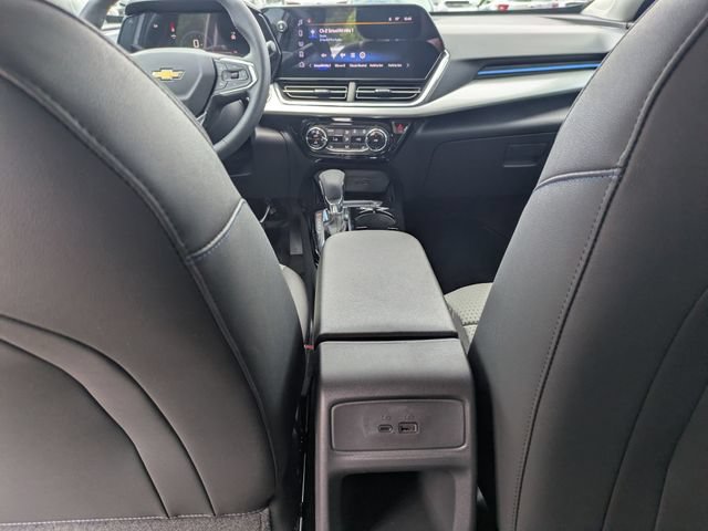 New 2026 Chevrolet Trax LT w/ Driver Confidence Package FWD image 24