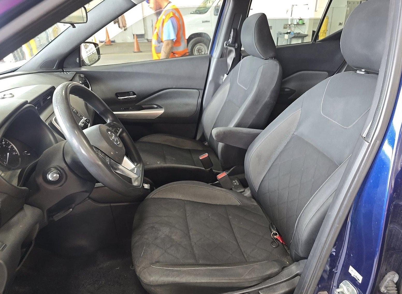 Used 2019 Nissan Kicks SV FWD image 5