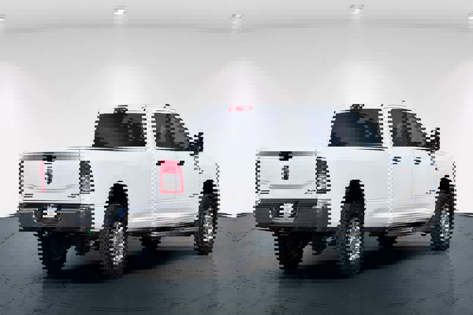 Used 2024 RAM 3500 Big Horn AWD/4WD image 2