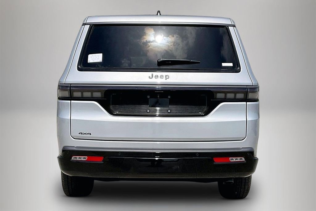 New 2026 Jeep Grand Wagoneer L Limited w/ Premium Group II AWD/4WD image 3