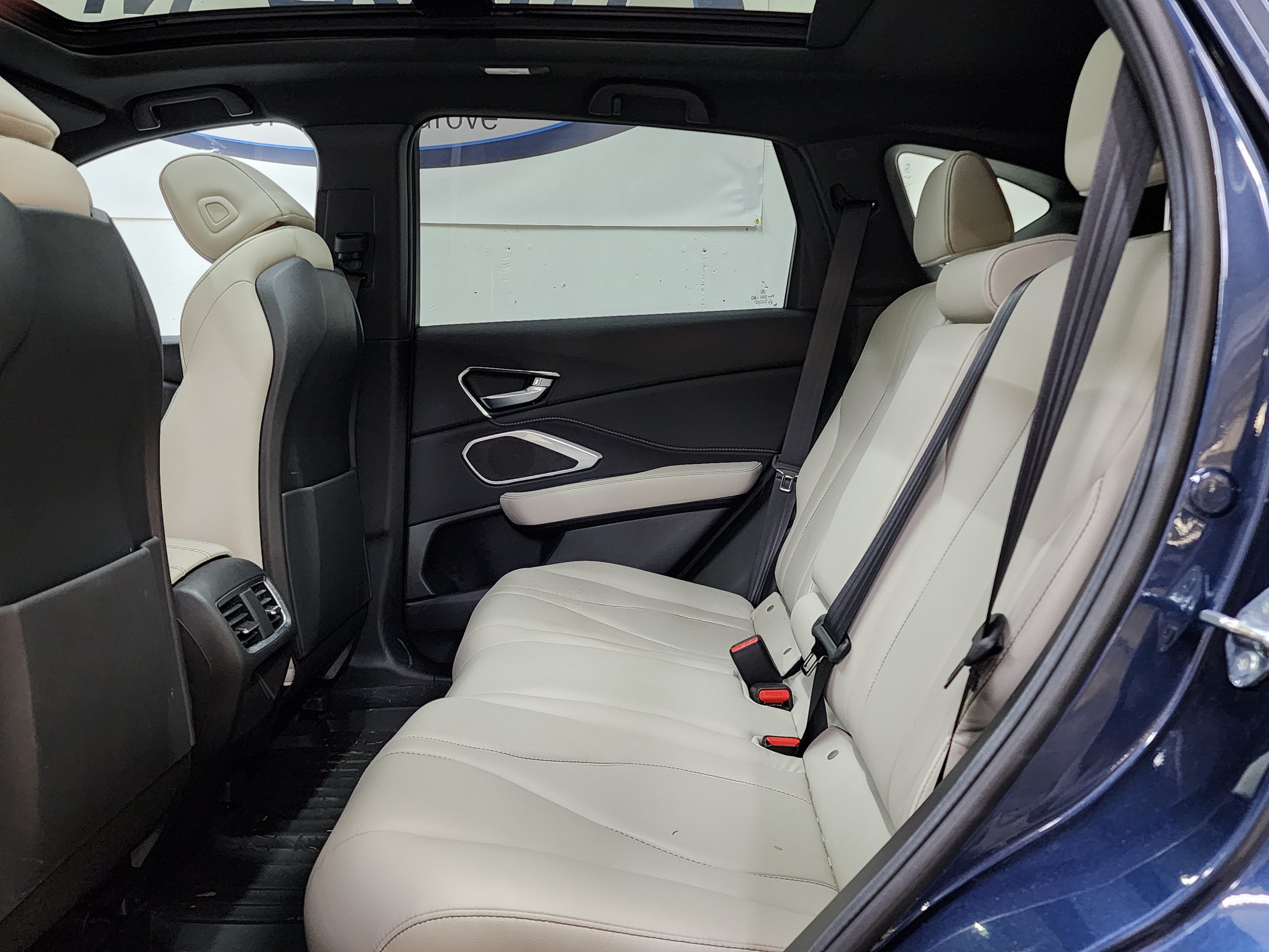Certified 2025 Acura RDX SH-AWD image 15