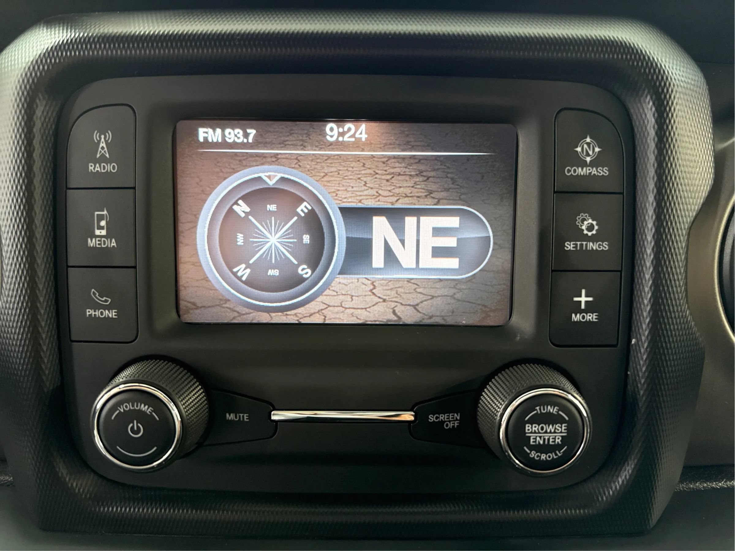 Used 2018 Jeep Wrangler Unlimited Sport S AWD/4WD image 34