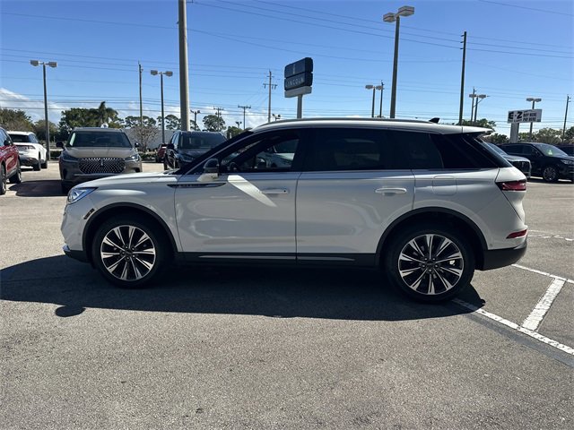 Certified 2020 Lincoln Corsair Reserve w/ Equipment Group 201A image 8