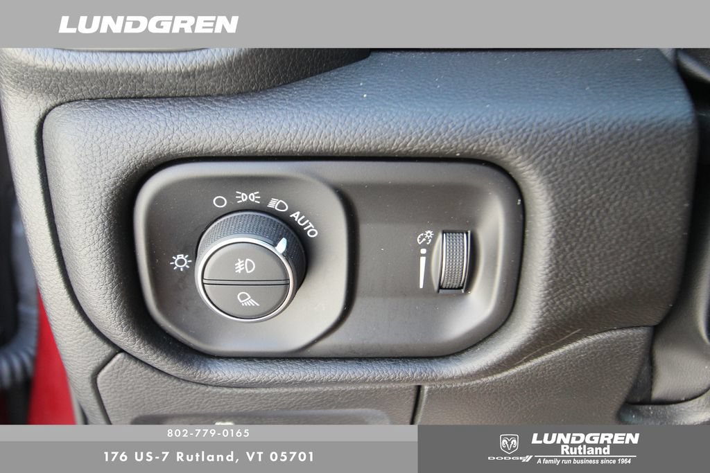 Used 2023 RAM 1500 Big Horn AWD/4WD image 33