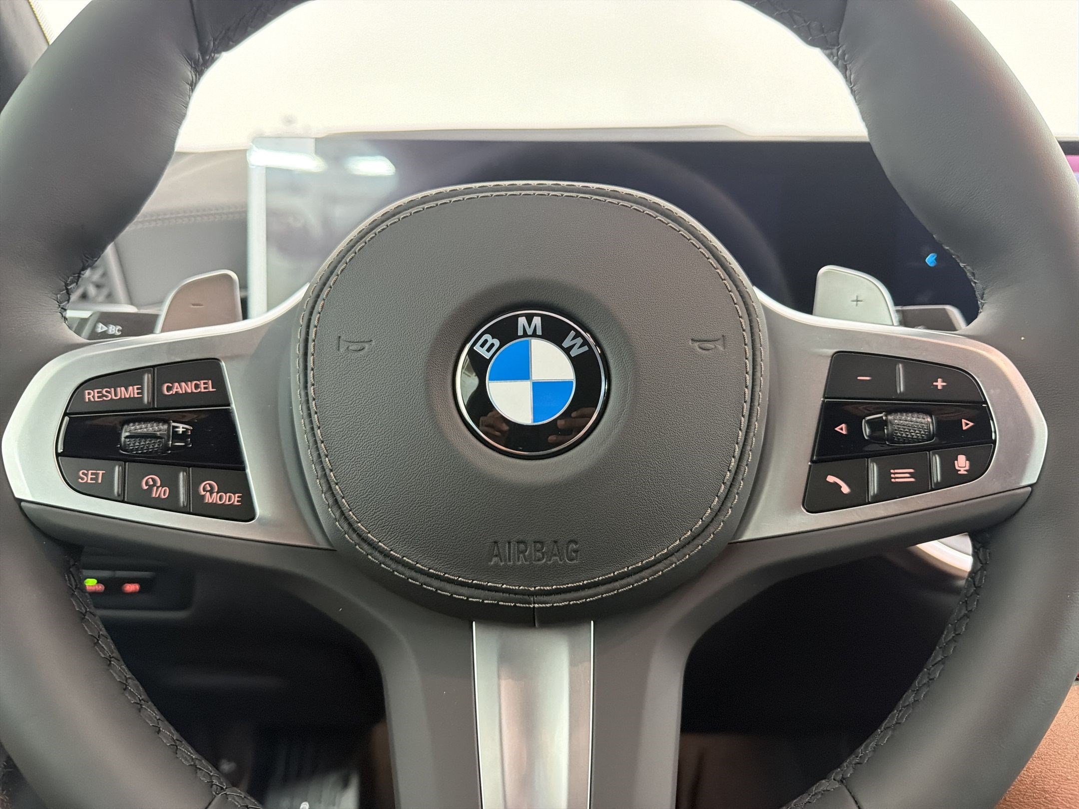 New 2026 BMW X5 xDrive40i w/ M Sport Package AWD/4WD image 15