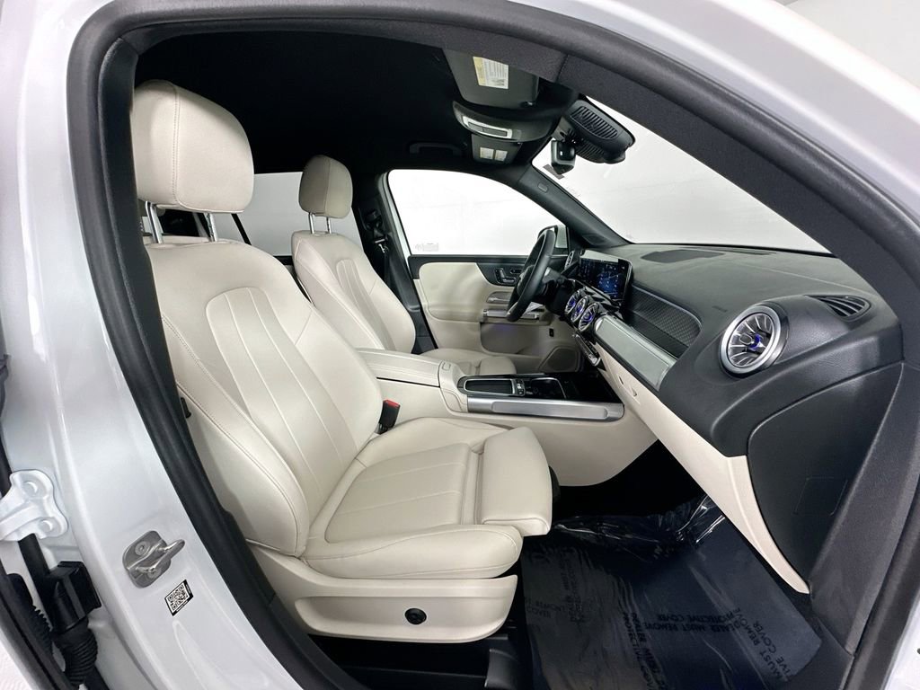 Certified 2025 Mercedes-Benz GLB 250 GLB 250 image 26