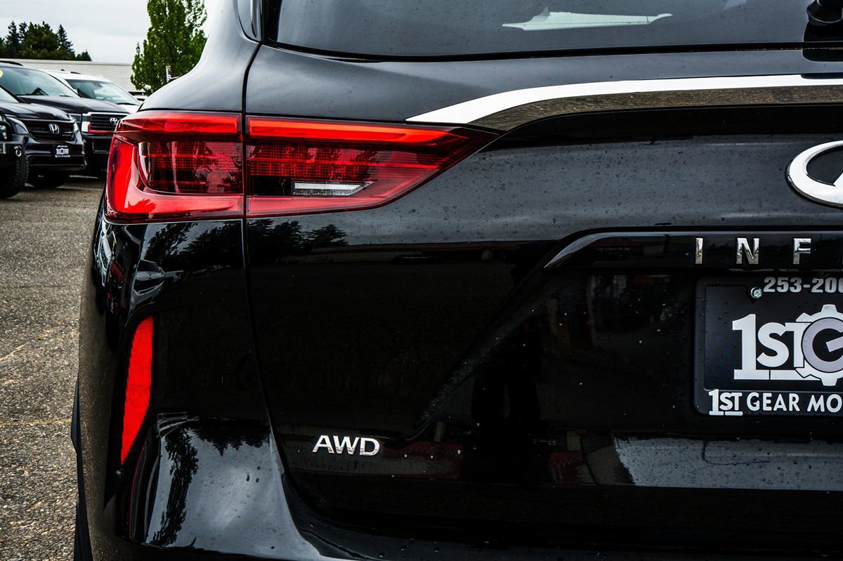Used 2019 INFINITI QX50 Essential w/ Sensory Package AWD/4WD image 10