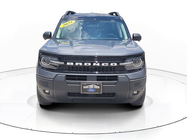 Used 2025 Ford Bronco Sport Outer Banks w/ Outer Banks Tech Package+ AWD/4WD image 2