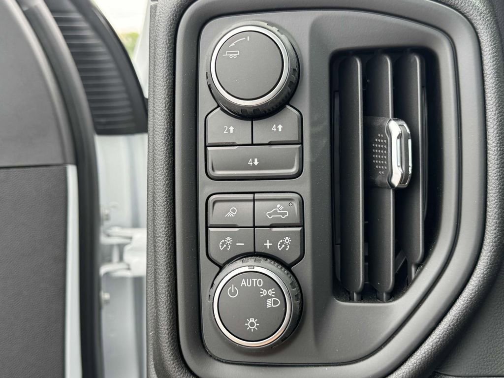 New 2025 Chevrolet Silverado 3500 W/T w/ WT Convenience Package AWD/4WD image 9