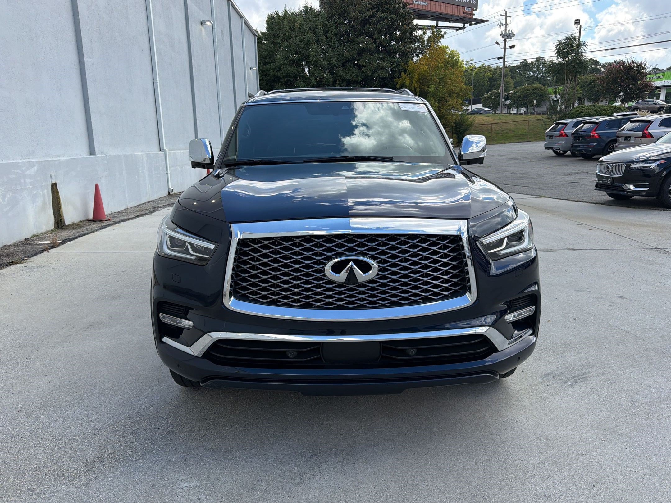 Used 2021 INFINITI QX80 Sensory w/ All-Season Package AWD/4WD image 6