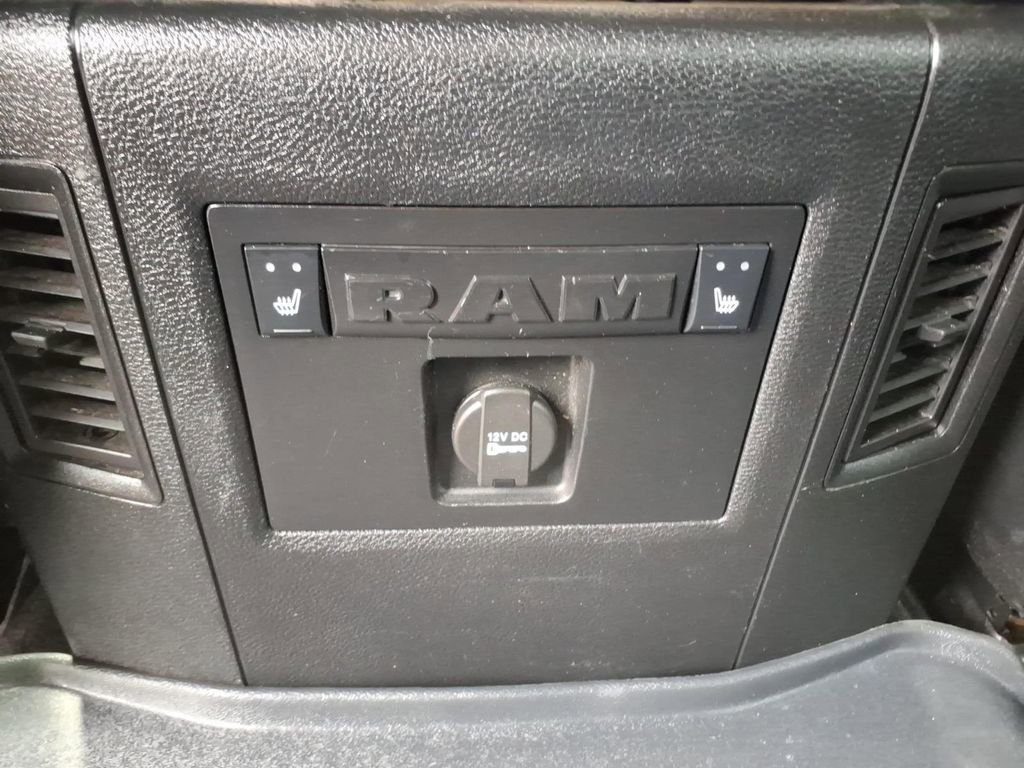 Used 2016 RAM 1500 Limited image 14