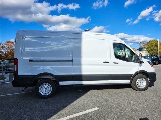 New 2026 Ford Transit 250 148 Medium Roof RWD image 6
