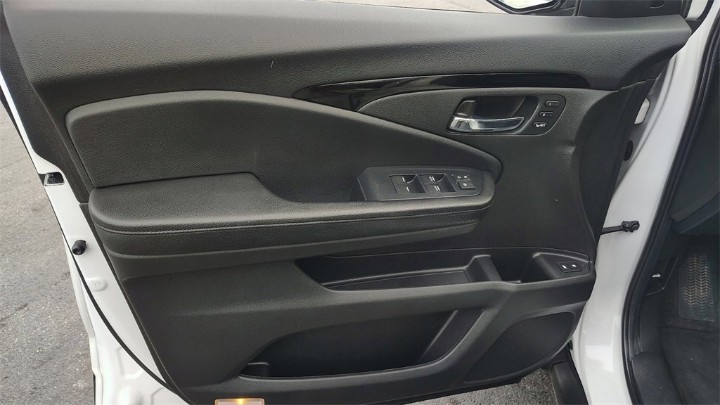 Used 2020 Honda Passport Elite image 6