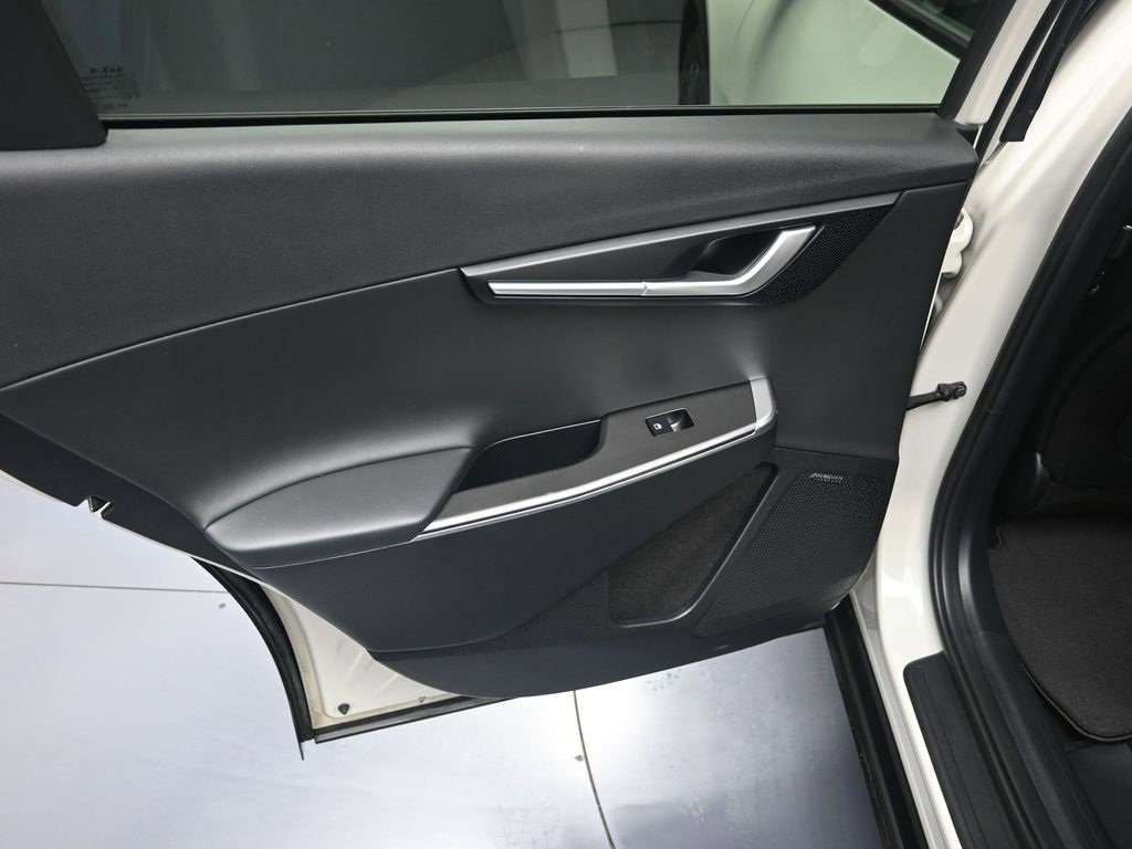 Certified 2022 Kia EV6 Wind w/ Wind Technology Package image 28