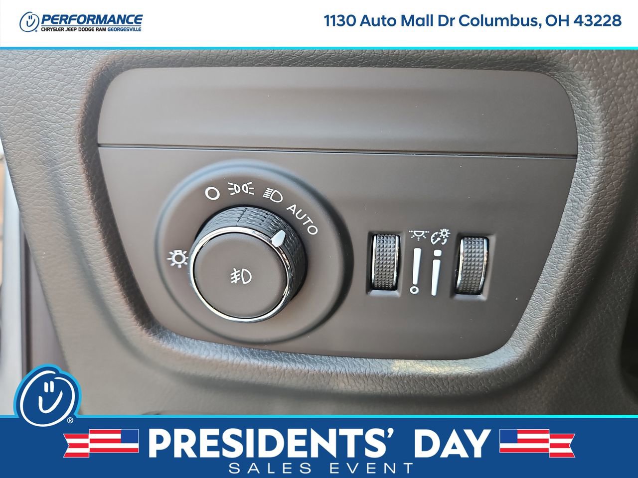 New 2025 Jeep Grand Cherokee Overland w/ Adv Protech Group III image 31