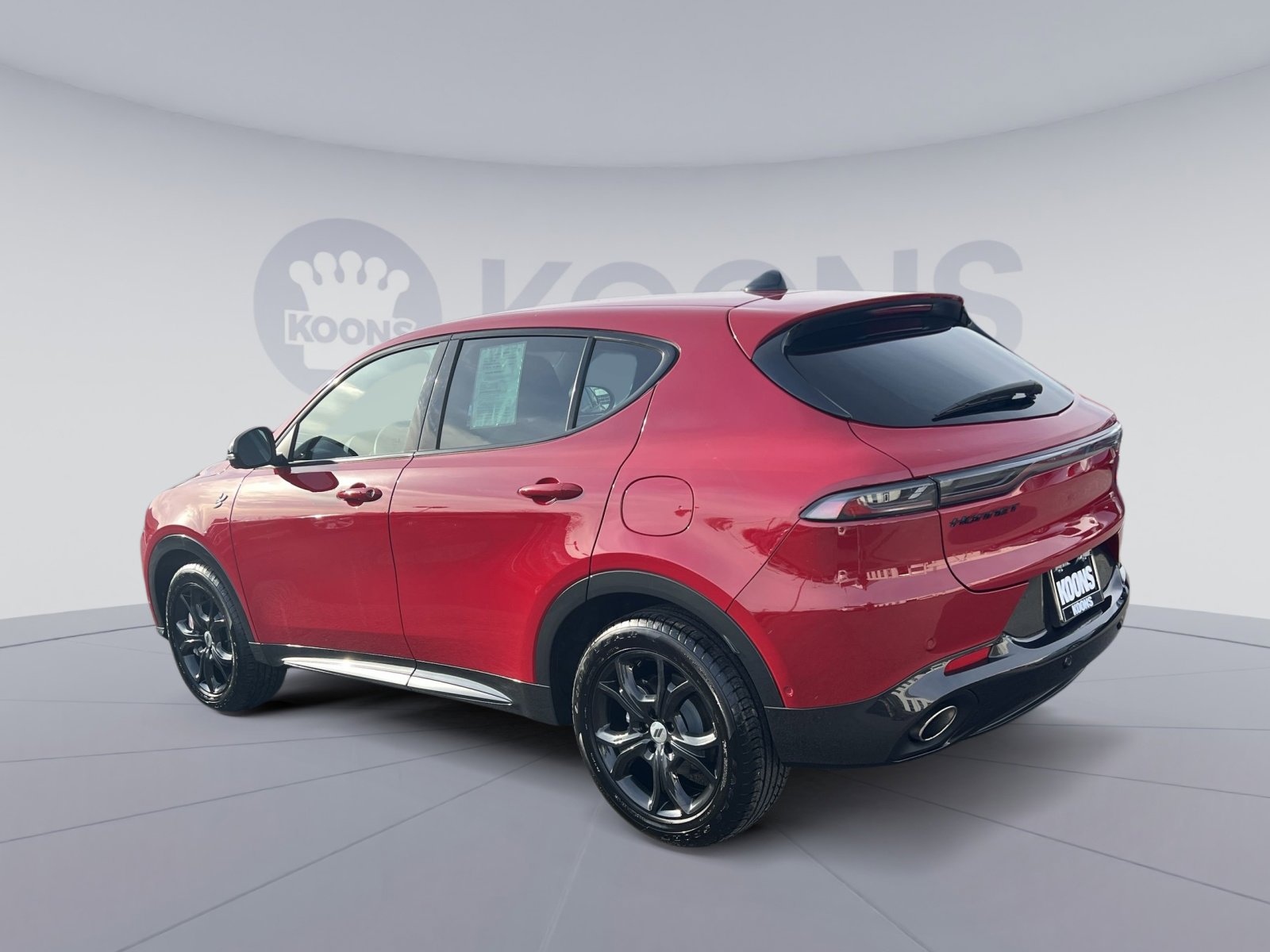 Used 2024 Dodge Hornet R/T w/ Tech Pack w/o Parking image 4