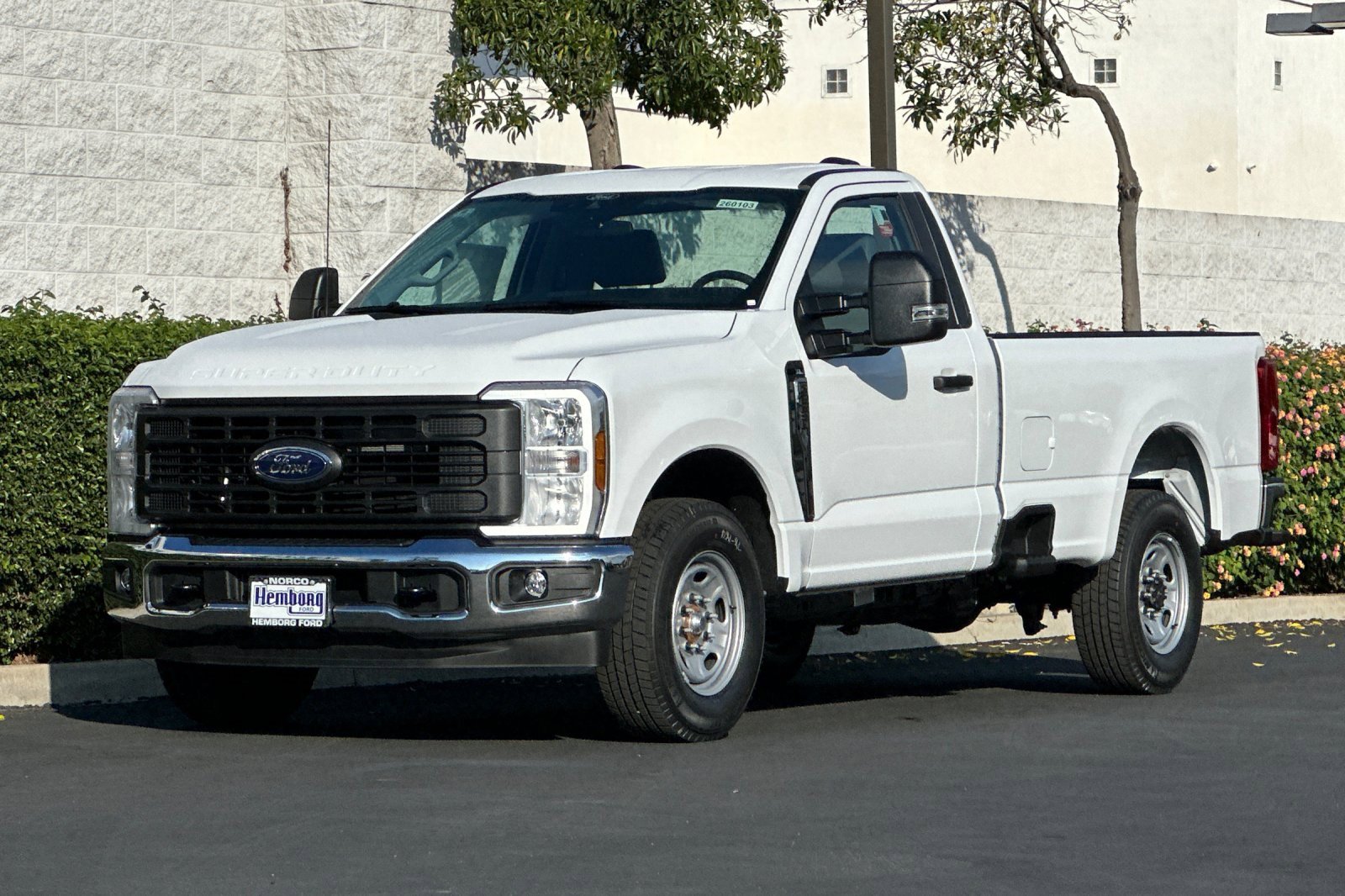New 2026 Ford F250 XL w/ XL Chrome Package image 8