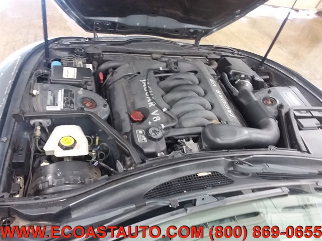 Used 2000 Jaguar XK8 Convertible image 9