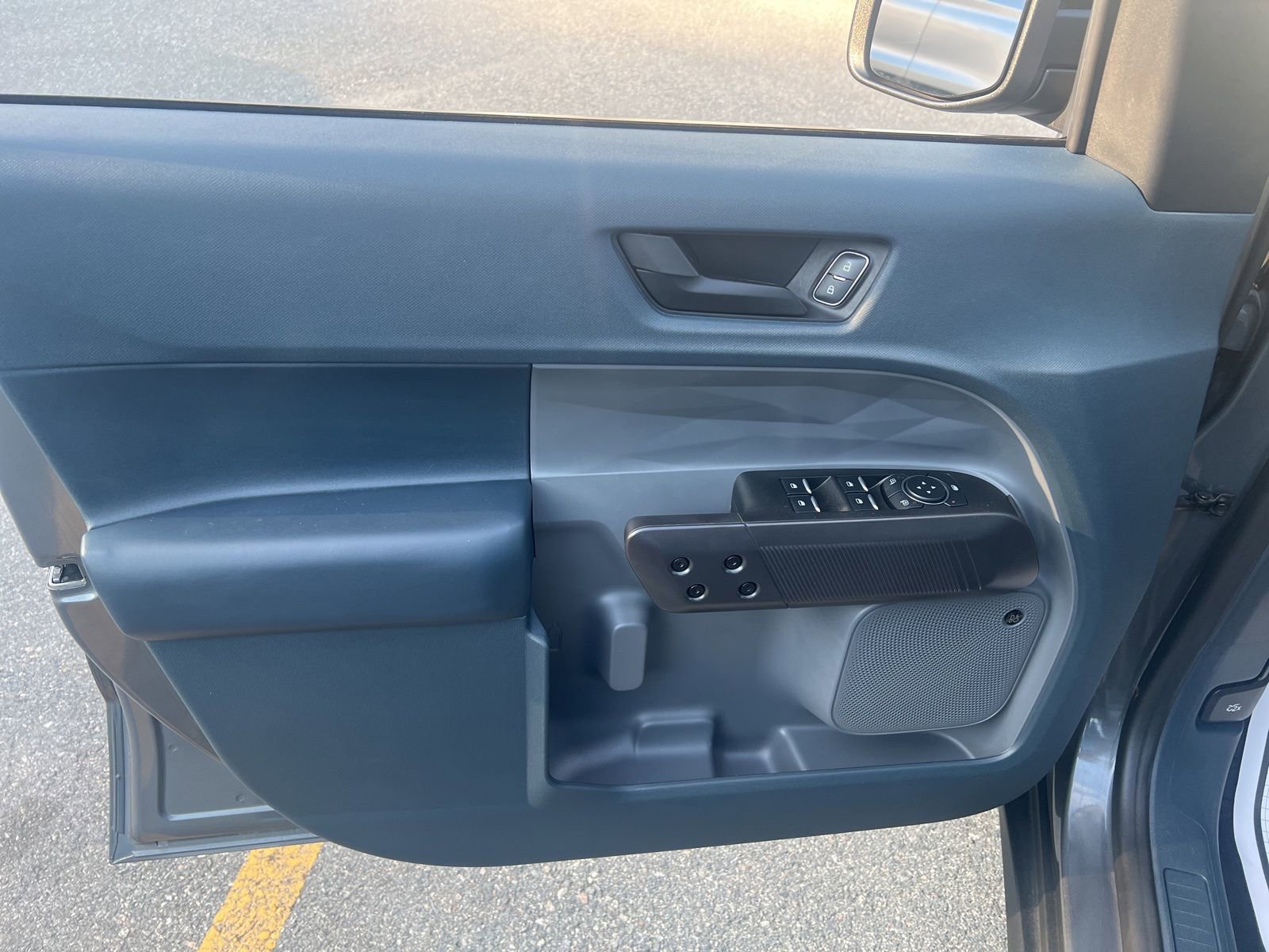 Used 2024 Ford Maverick Lariat w/ Black Appearance Package image 16