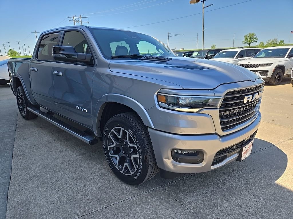 Used 2025 RAM 1500 Laramie w/ Sport Appearance Package AWD/4WD image 13
