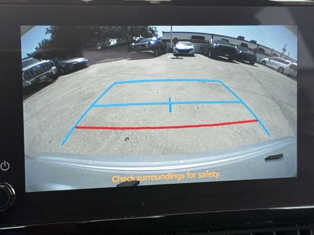 Used 2025 Toyota Corolla LE FWD image 18