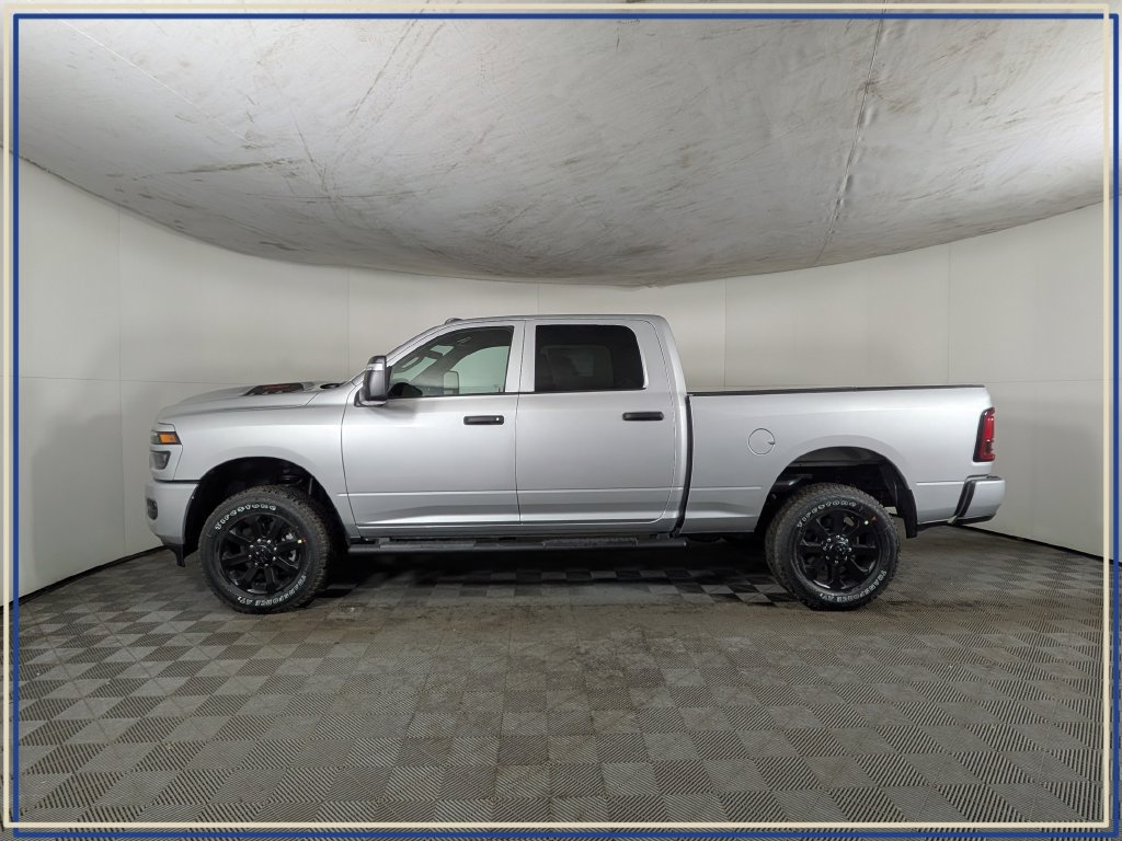 New 2026 RAM 2500 Tradesman AWD/4WD image 4