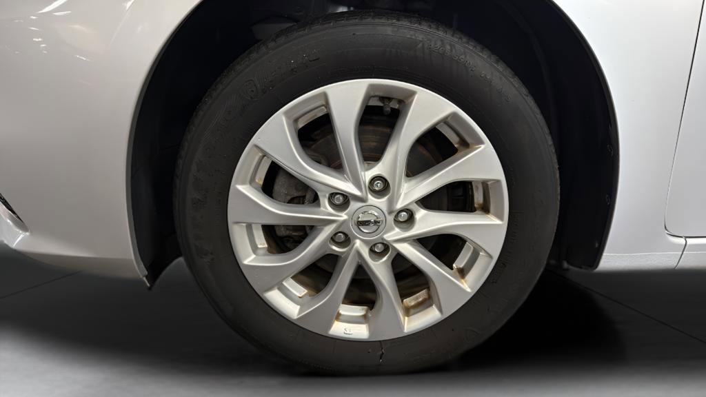 Used 2019 Nissan Sentra S w/ Appearance Package image 32