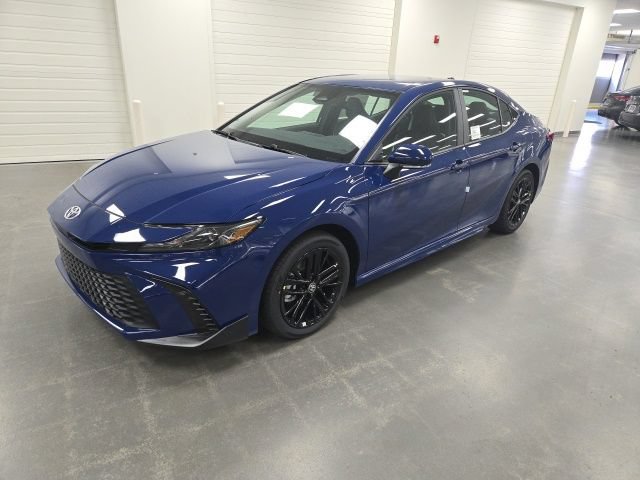 New 2026 Toyota Camry SE AWD/4WD image 2