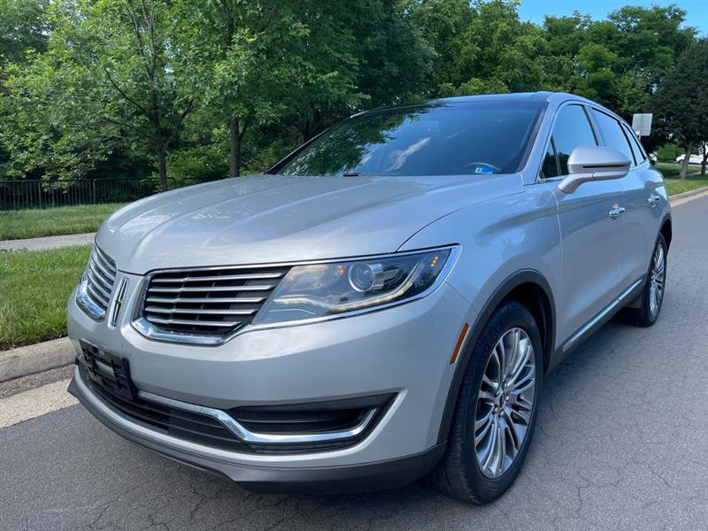 Used 2018 Lincoln MKX Reserve AWD/4WD image 2