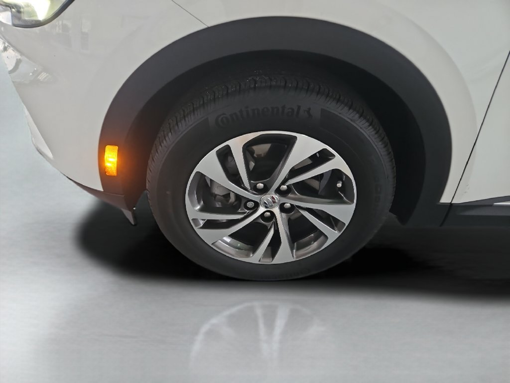 Used 2022 Buick Envision Essence w/ Technology Package I FWD image 24
