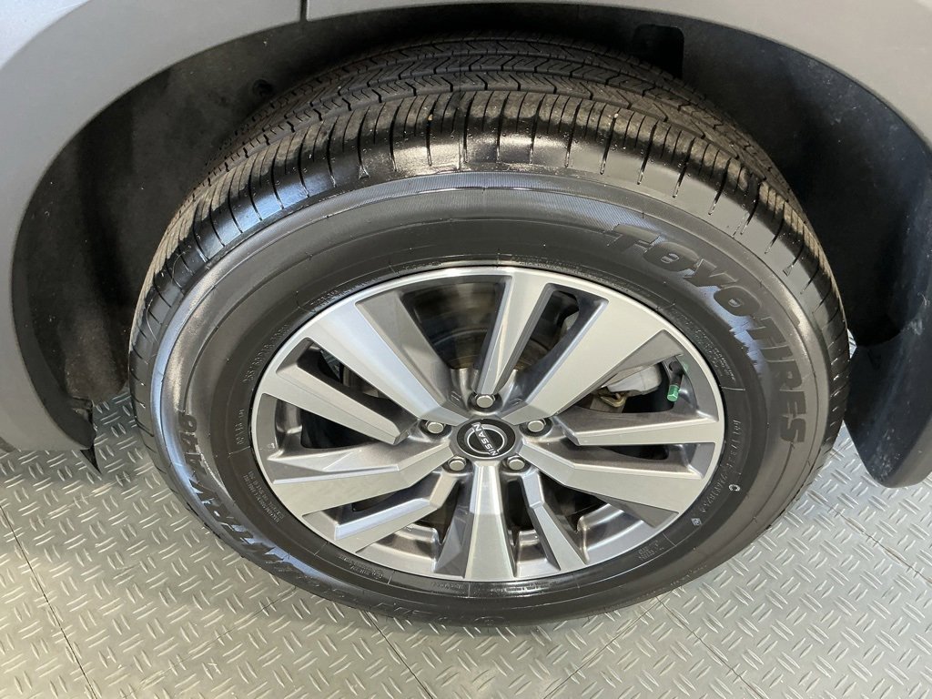 Used 2023 Nissan Pathfinder SL w/ Lighting Package (N92) image 36