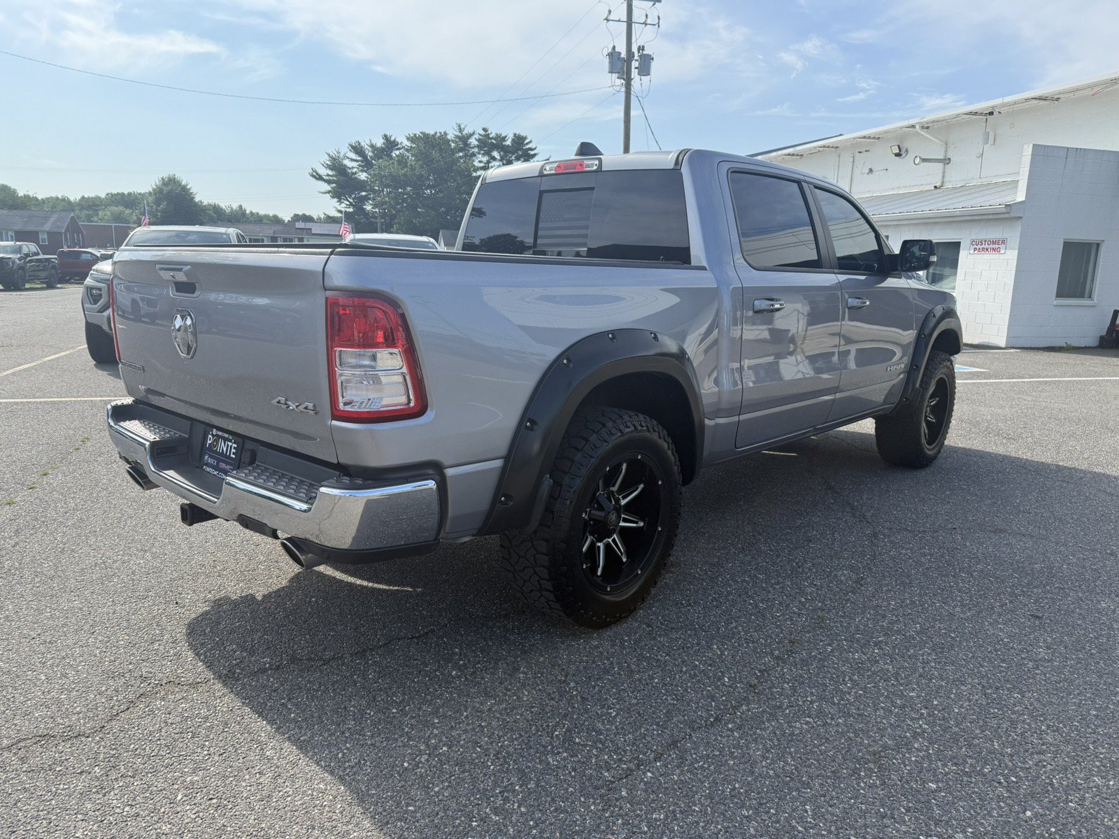 Used 2020 RAM 1500 Big Horn AWD/4WD image 3