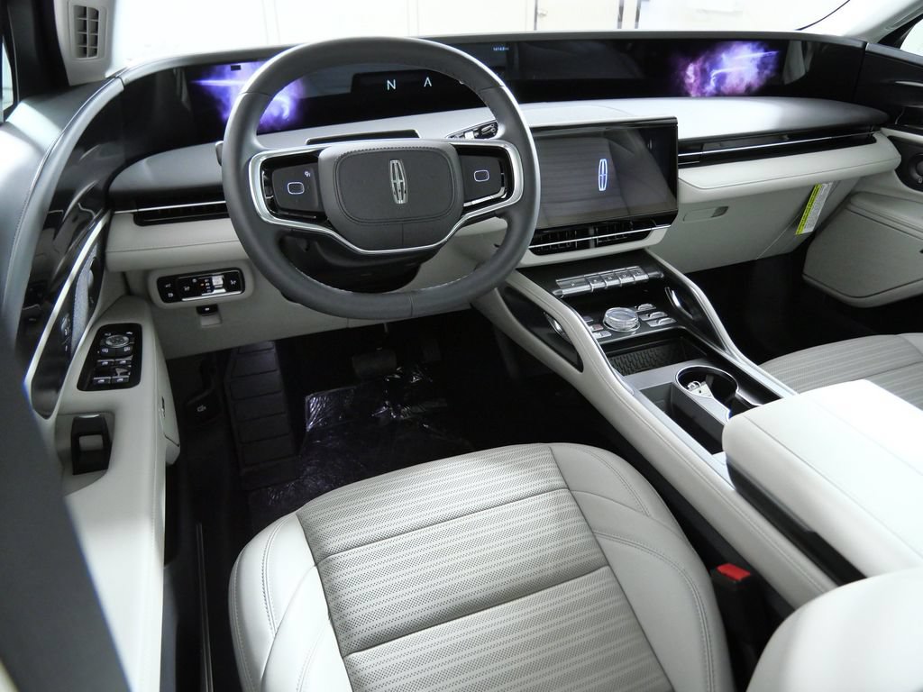 New 2026 Lincoln Nautilus Reserve w/ Jet Appearance Package AWD/4WD image 4