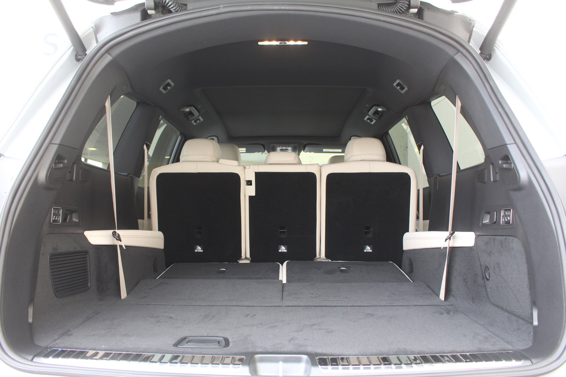 New 2026 Mercedes-Benz GLS 580 4MATIC image 23