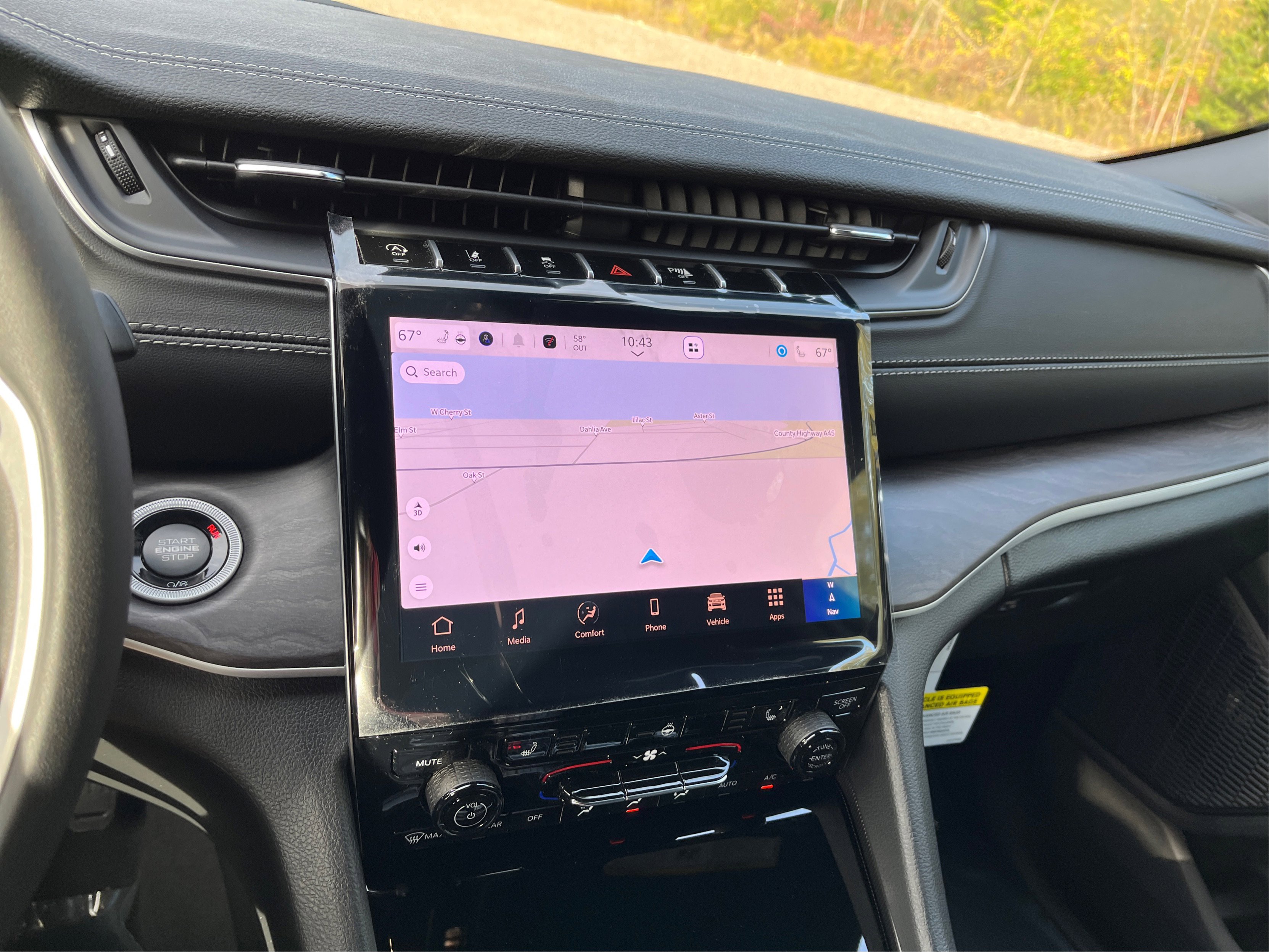 New 2025 Jeep Grand Cherokee Limited w/ Black Appearance Package image 45