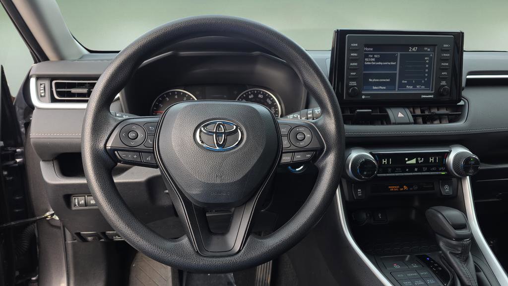 Used 2022 Toyota RAV4 XLE image 18