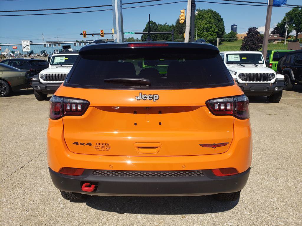 New 2026 Jeep Compass Trailhawk AWD/4WD image 4