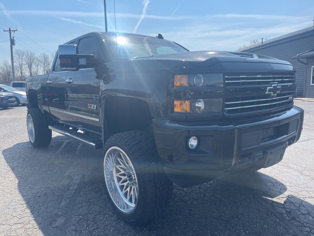 Used 2019 Chevrolet Silverado 2500 LTZ w/ Duramax Plus Package image 9