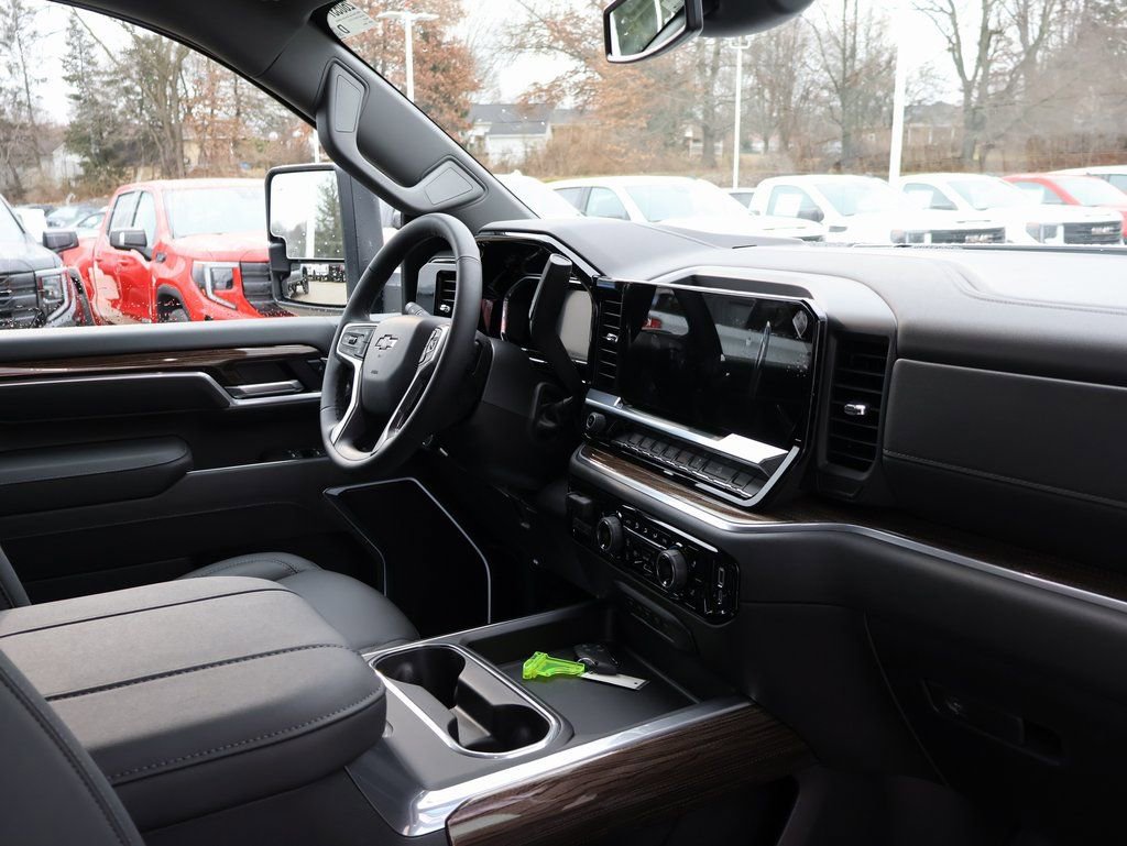 New 2026 Chevrolet Silverado 3500 LT w/ Trail Boss Package image 45