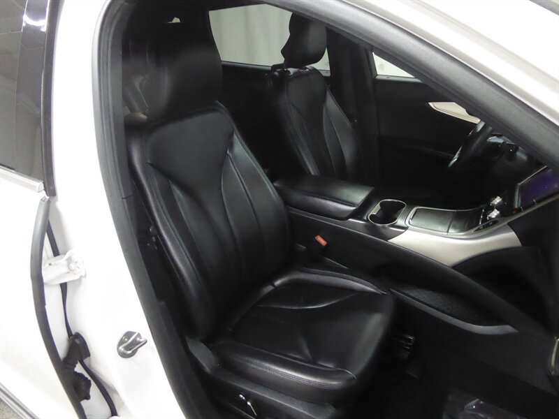 Used 2019 Lincoln Nautilus FWD image 21