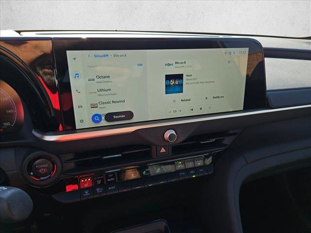 Used 2025 Toyota Crown Platinum image 18