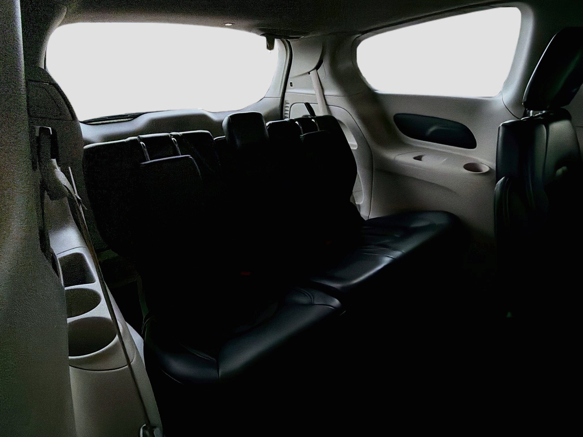 Used 2023 Chrysler Pacifica Touring-L FWD image 27