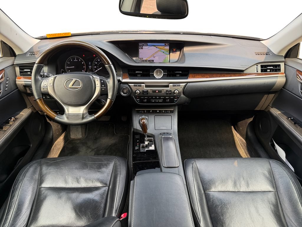 Used 2015 Lexus ES 350 w/ Luxury Package FWD image 15