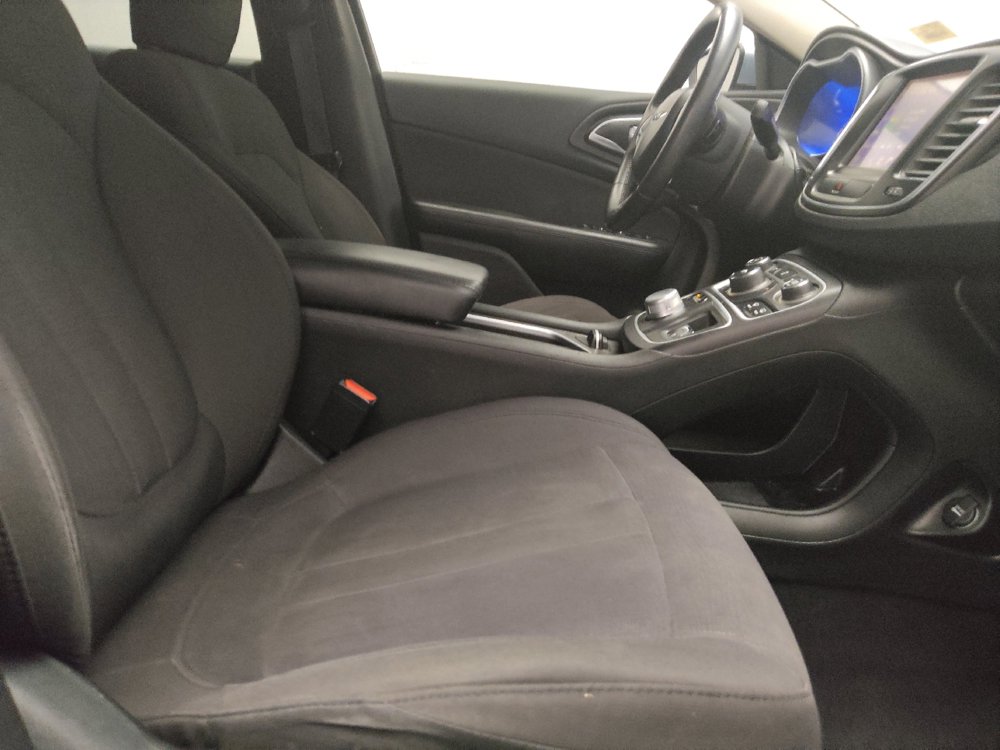 Used 2015 Chrysler 200 Limited w/ Convenience Group FWD image 21