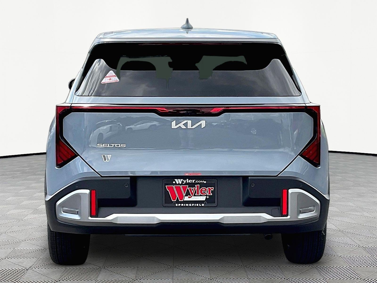 New 2027 Kia Seltos S FWD image 5