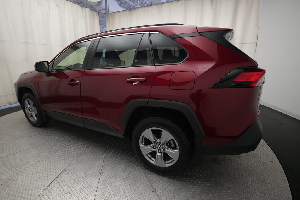 Used 2023 Toyota RAV4 XLE AWD/4WD image 32