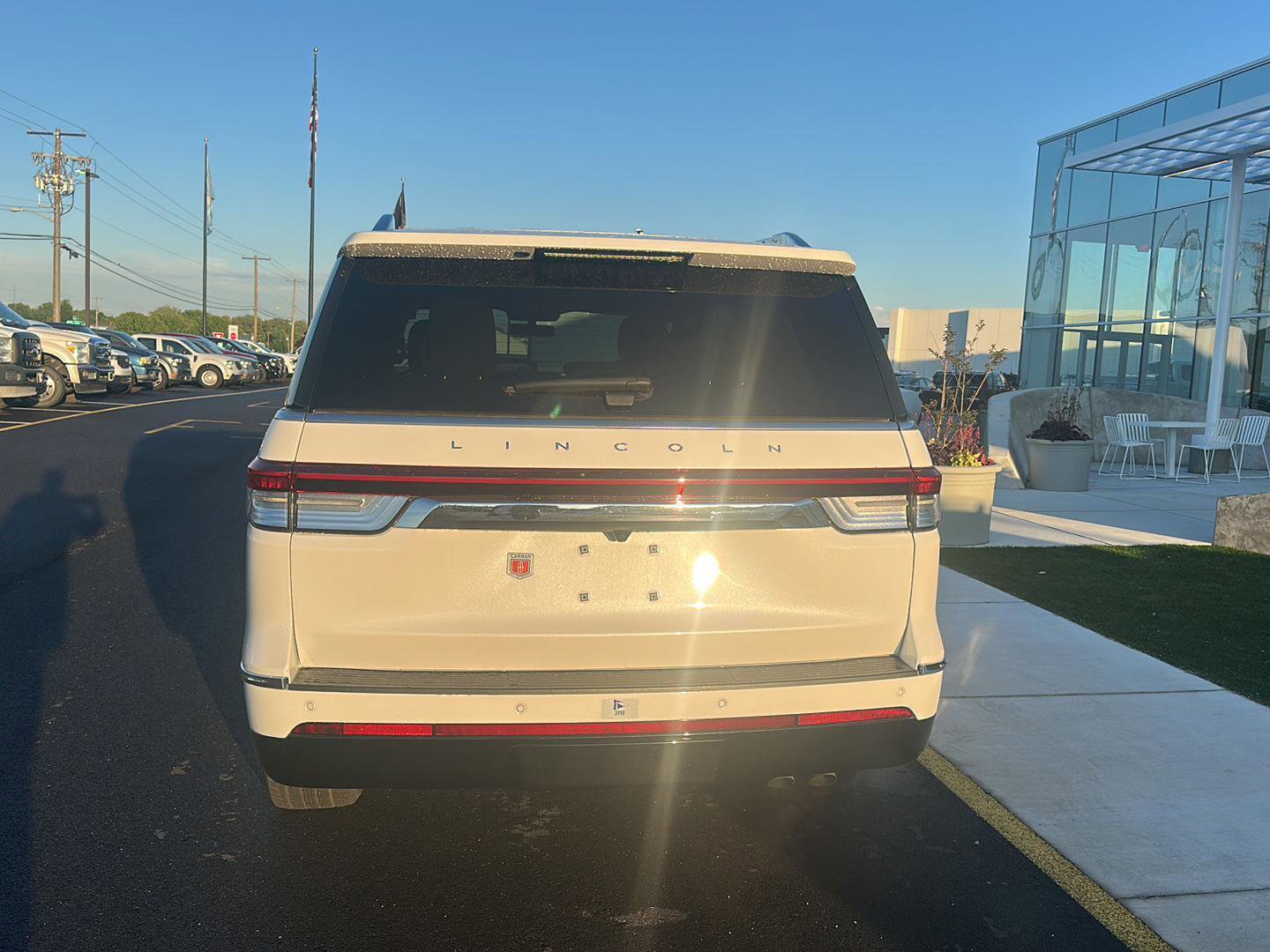 Used 2024 Lincoln Navigator Premiere AWD/4WD image 6