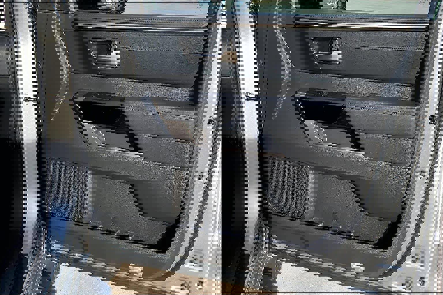 Used 2024 Toyota Tundra Limited w/ Power Package image 44