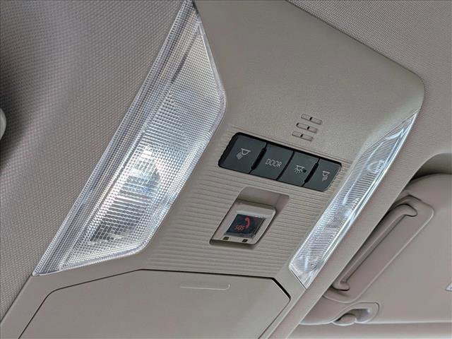 Used 2024 Toyota RAV4 XLE AWD/4WD image 14